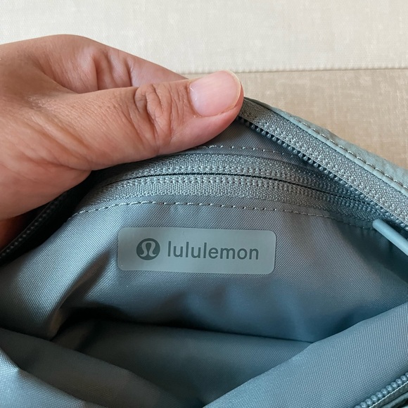 Lululemon Fast Track Bag 2.0 9L - Crater Blue main image 15
